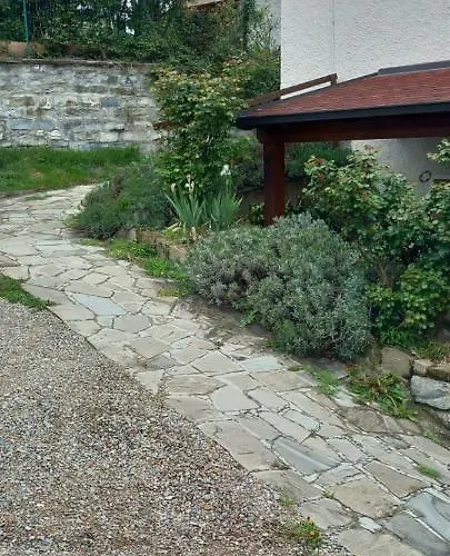 Casa Christine * 빌라 미노쪼
